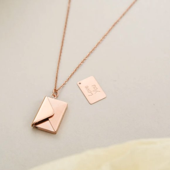 🍏50% OFF/3+..Envelope Locket Necklace with Message "Love You" (Rose Gold Color) - Picture 5 of 12